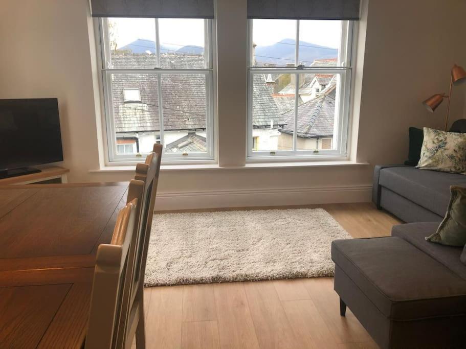 Fell Top View - Fantastic Keswick Centre Apartment Εξωτερικό φωτογραφία